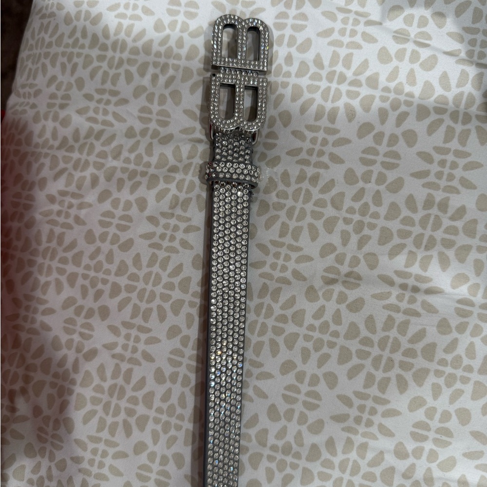 Balenciaga Silver Mesh Belt Sleek Modern Design
